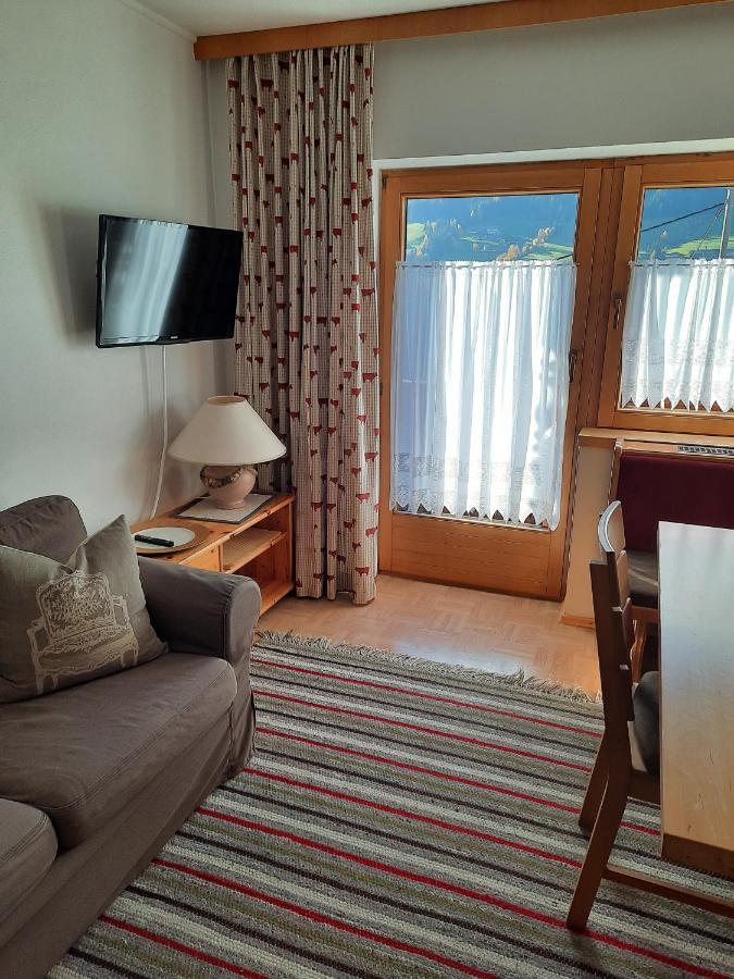 Haus Gmahblick Ferienwonungen Hotel Alpbach Eksteriør billede